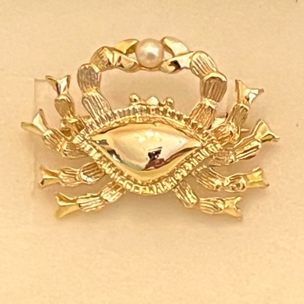 Gold Crab Brooch with Pearl Accent